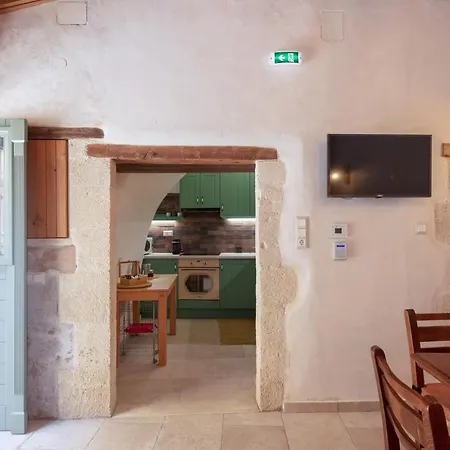 Domus Clodia, Sensing Rethymno's Old Town! 度假居 *