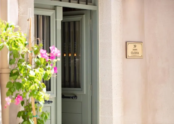 Domus Clodia, Sensing Rethymno's Old Town! *