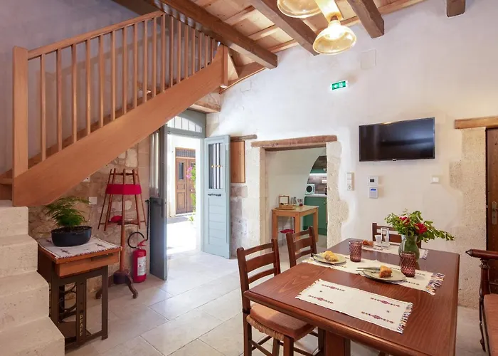 Domus Clodia, Sensing Rethymno's Old Town! Rethymno (Crete)