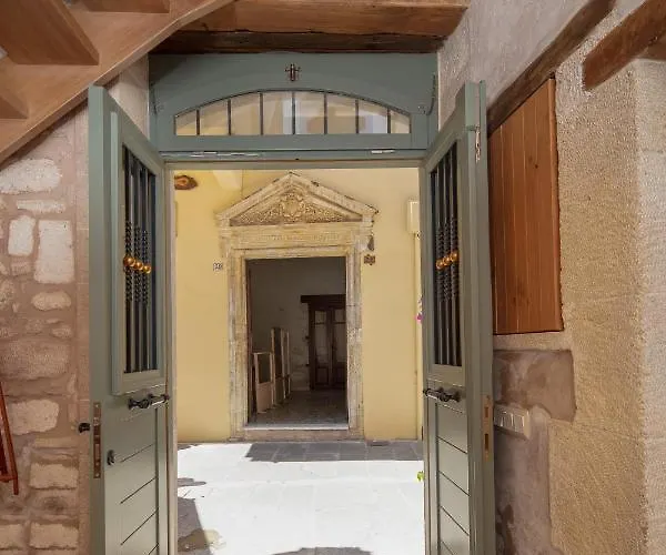 Domus Clodia, Sensing Rethymno's Old Town! ريثيمنو