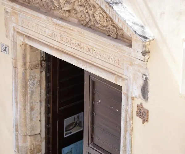 Domus Clodia, Sensing Rethymno's Old Town! Holiday home