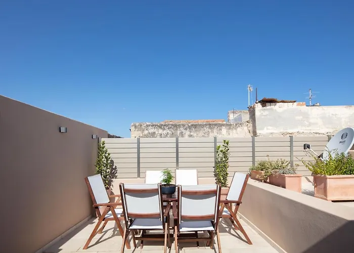 Domus Clodia, Sensing Rethymno's Old Town! *